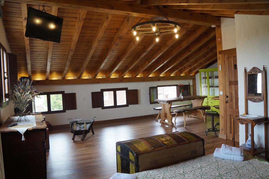 Casa Rural Bioenergetica La Serrezuela Olmos de Atapuerca Bagian luar foto