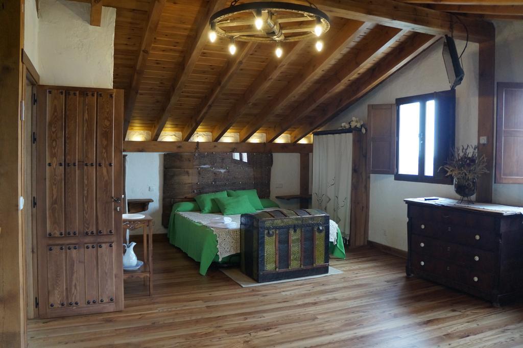 Casa Rural Bioenergetica La Serrezuela Olmos de Atapuerca Bagian luar foto